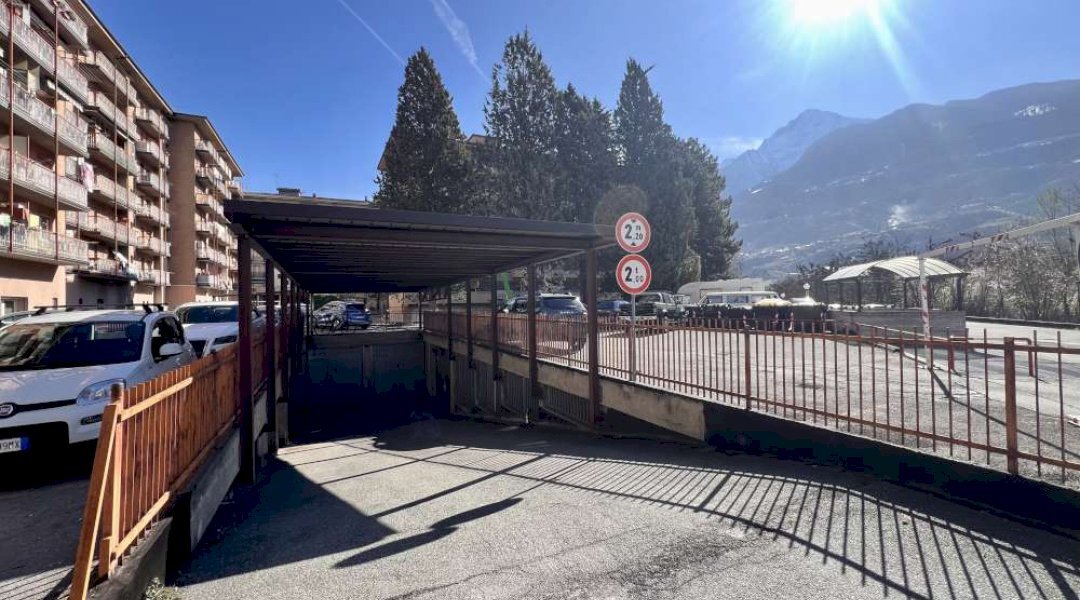 Box Via Chambery, Aosta - foto 1