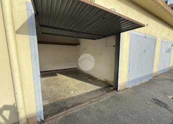 Box Via cardinal massaia, Torino (zona Borgo Vittoria) - foto 1