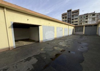 Box Via cardinal massaia, Torino (zona Borgo Vittoria) - foto 3