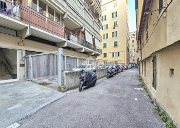 Posto Auto Via Teodosia, Genova (zona Foce) - foto 4