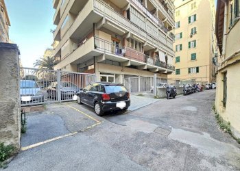 Posto Auto Via Teodosia, Genova (zona Foce) - foto 5