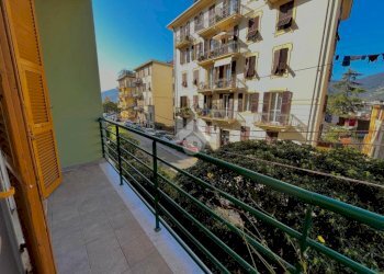 Four-room apartment Via XXVII Marzo, La Spezia (neighborhood Colli) - photo 11