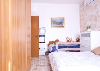 Two-room apartment Via Giovanni Cimabue, Pioltello - photo 12