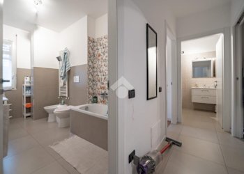 Three-room apartment Via Guglielmo Pepe, Paderno Dugnano - photo 10