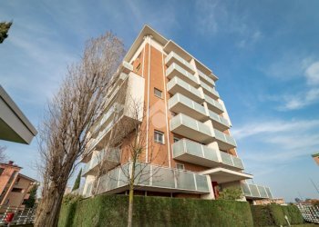 Three-room apartment Via Guglielmo Pepe, Paderno Dugnano - photo 19