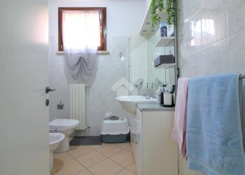 Quadrilocale Via coniugi santachiara, Rio Saliceto - foto 17