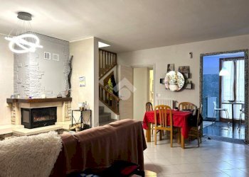 Villa a Schiera Via Giuseppe Giusti, Solaro - foto 8