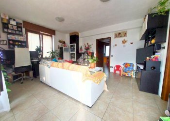 Rustico Via Tito Speri, Vittuone - foto 2