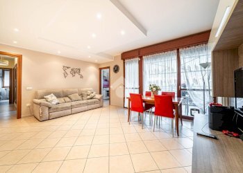 Four-room apartment via Picasso, Sant'Ilario d'Enza - photo 3