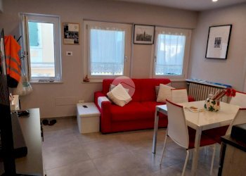 Bilocale Via Guglielmo Marconi, Trinità - foto 2