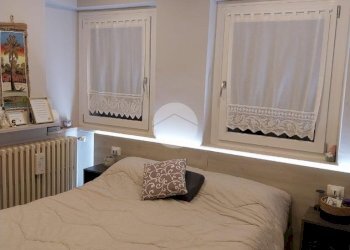 Bilocale Via Guglielmo Marconi, Trinità - foto 4