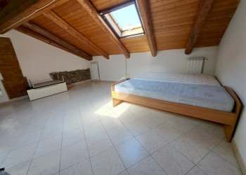 Semi-detached house Via Umberto I°, Viverone - photo 3