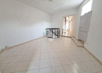 Semi-detached house Via Umberto I°, Viverone - photo 5