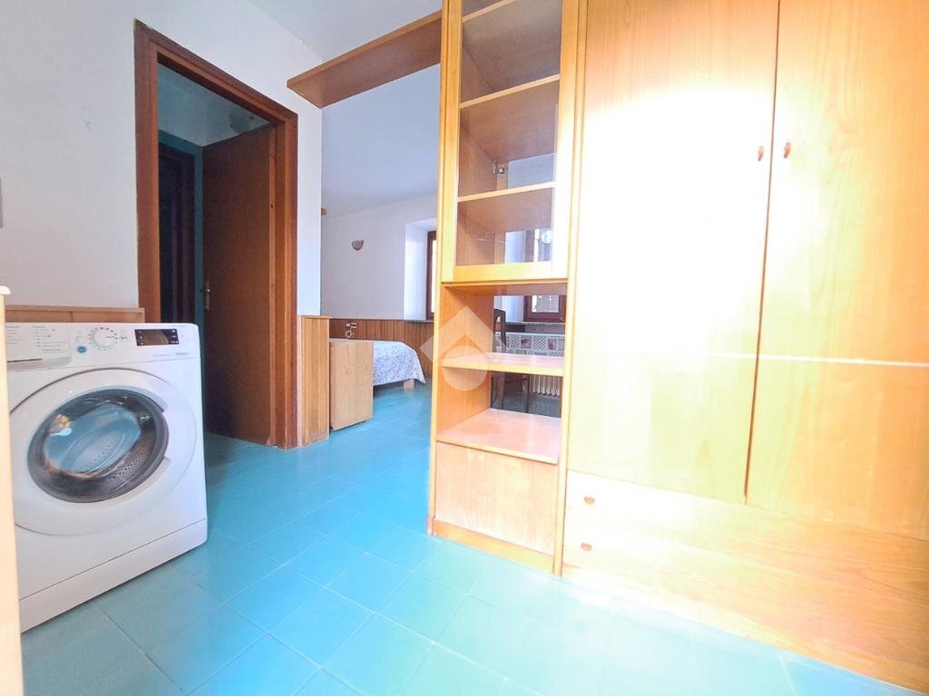 One-room apartment Via Roma, Viverone - photo 1