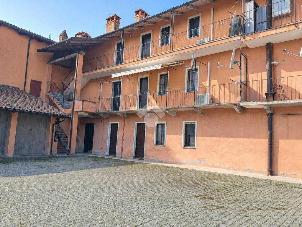 One-room apartment Via Roma, Viverone - photo 2