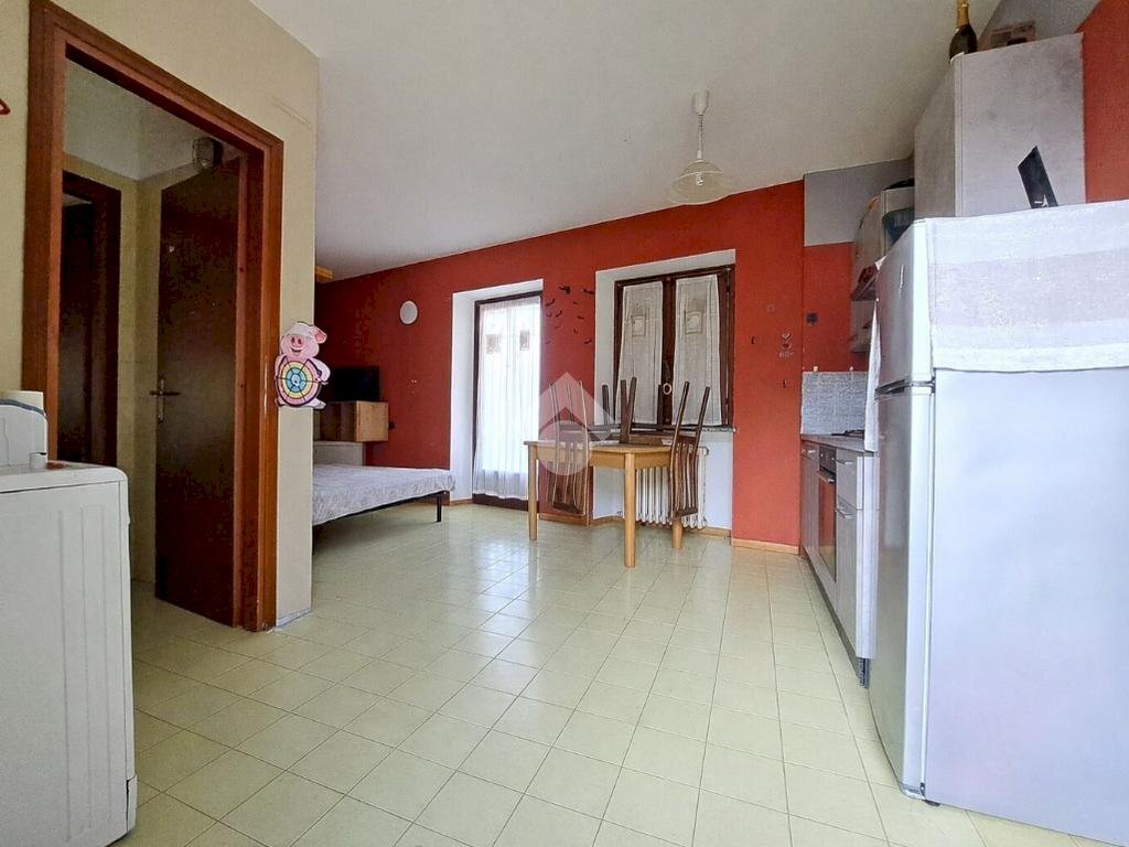 One-room apartment Via Roma, Viverone - photo 3