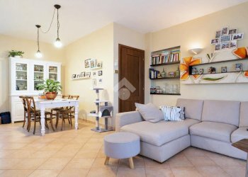 Villa a Schiera Via Monviso, Lozzolo - foto 4