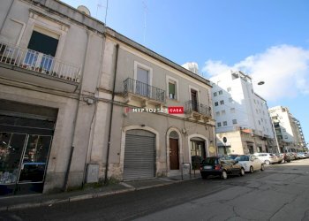 Three-room apartment Via Dei Mille, Martina Franca - photo 1
