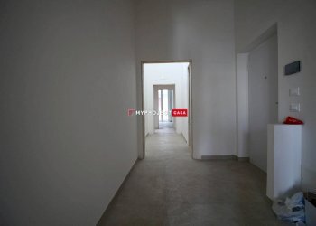 Three-room apartment Via Dei Mille, Martina Franca - photo 3