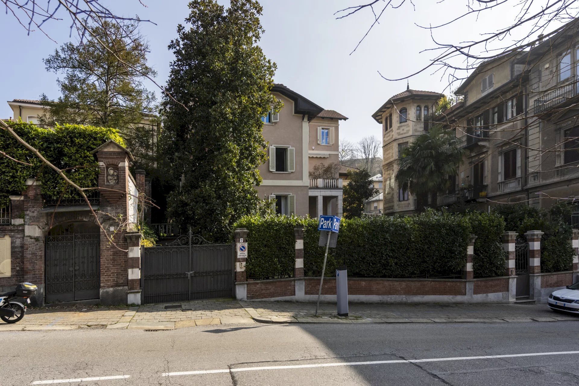 Villa Torino (neighborhood Crimea) - photo 2