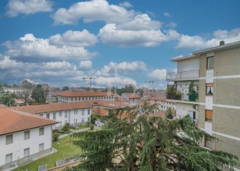 One-room apartment VIA LARGO PONTIDA, 14 3, Vimercate - photo 10