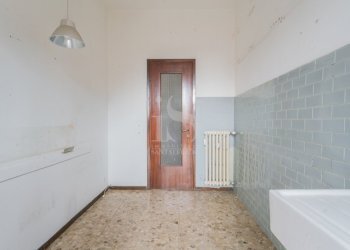 One-room apartment VIA LARGO PONTIDA, 14 3, Vimercate - photo 12