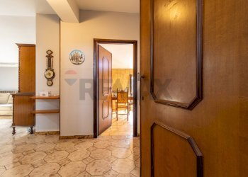 Bilocale Via Gennaro, 26 
 Trino, Trino - foto 2