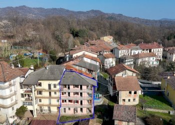 Villa a Schiera Via Sola, 21 
 Mezzana Mortigliengo, Mezzana Mortigliengo - foto 1
