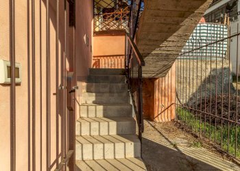 Villa a Schiera Via Sola, 21 
 Mezzana Mortigliengo, Mezzana Mortigliengo - foto 6