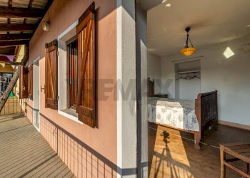 Villa a Schiera Via Sola, 21 
 Mezzana Mortigliengo, Mezzana Mortigliengo - foto 31