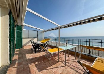 Bilocale Piazza rizzo, Spotorno - foto 1