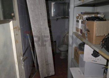 Negozio Via San Martino, 36 
 Centro storico, Modena (zona Centro Storico) - foto 7