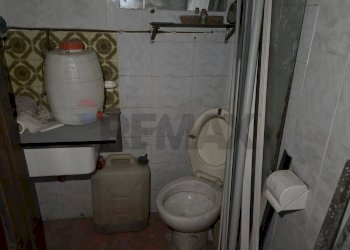 Negozio Via San Martino, 36 
 Centro storico, Modena (zona Centro Storico) - foto 8