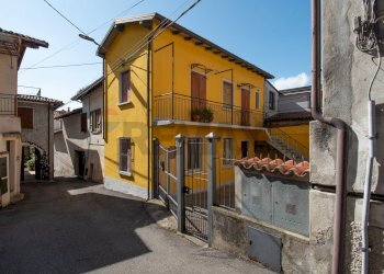 One-room apartment Via Giuseppe Mazzini, 14 
 Collepiano, Marone - photo 3