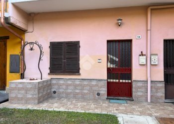 Two-room apartment Via Dei Fiori, San Maurizio Canavese - photo 1