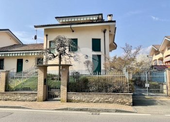 Villa Via fratelli fiore, Leini - foto 1
