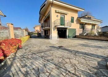 Villa Via fratelli fiore, Leini - foto 2