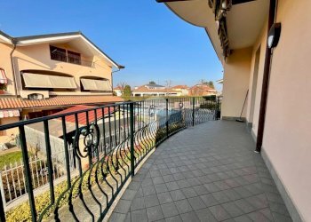 Villa Via fratelli fiore, Leini - foto 19