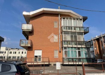 Three-room apartment Piazza Filippa, Rivalta di Torino - photo 4