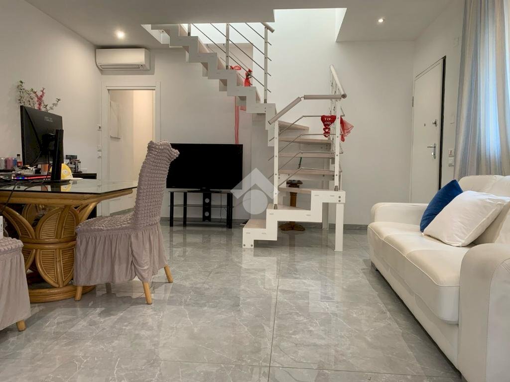 Four-room apartment Viale G. Leopardi, Riccione - photo 1