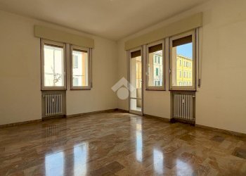 Trilocale Viale Gorizia, Parma (zona Oltretorrente) - foto 8