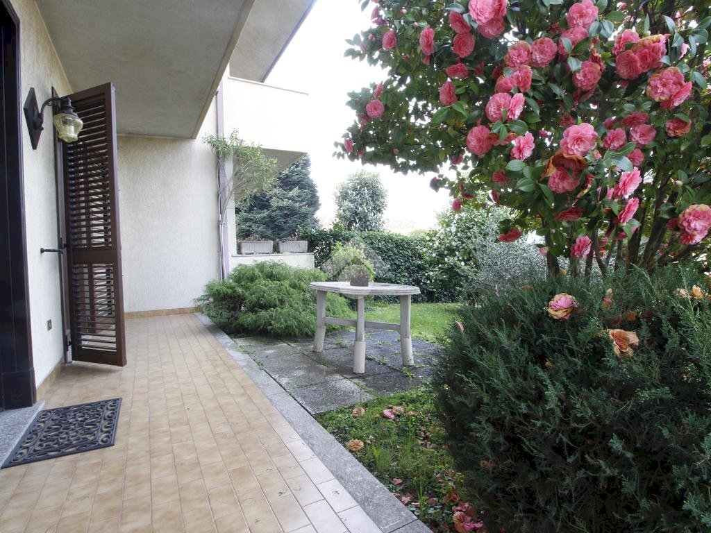 Trilocale Via Don Gnocchi, Cerro Maggiore - foto 1