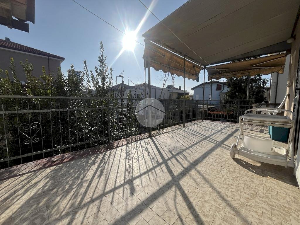 Trilocale Viale XXIII Settembre 1845, Rimini - foto 1