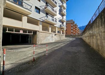 Box Viale Piccolo San Bernardo, Aosta - foto 4