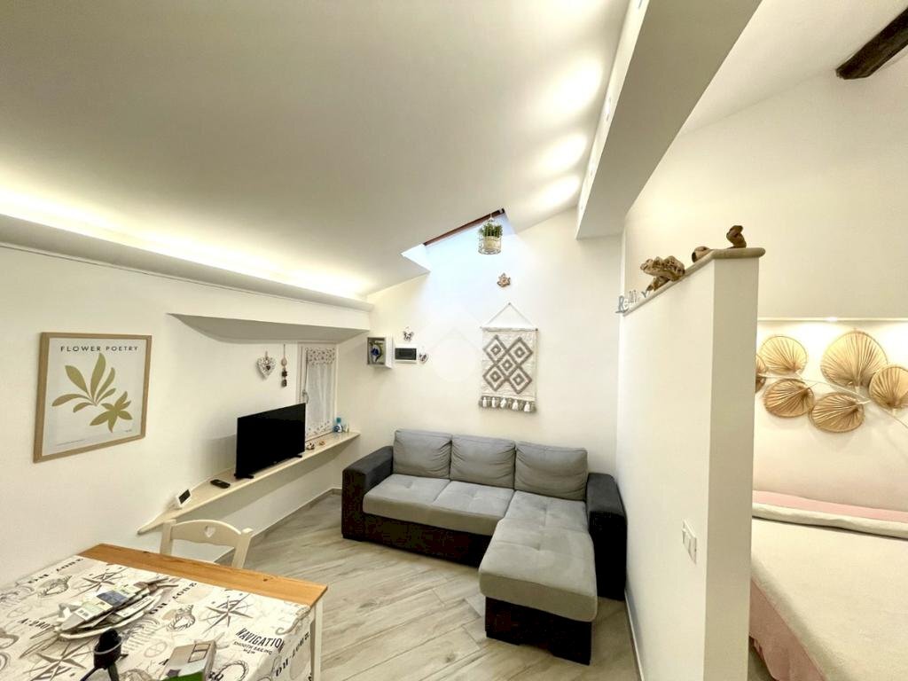 Bilocale Piazzetta dell' olmo, Imperia - foto 1