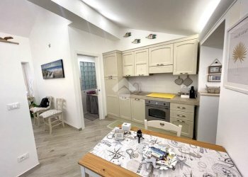 Bilocale Piazzetta dell' olmo, Imperia - foto 17