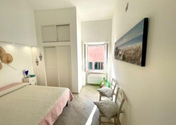 Two-room apartment Piazzetta dell' olmo, Imperia - photo 18