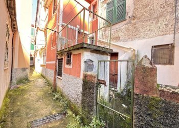 Casa semi indipendente Salita Enrico Lagorio, Genova (zona San Desiderio) - foto 3
