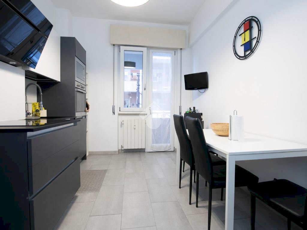 Quadrilocale Via Bobbio, Genova (zona Marassi) - foto 3