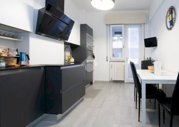 Quadrilocale Via Bobbio, Genova (zona Marassi) - foto 1